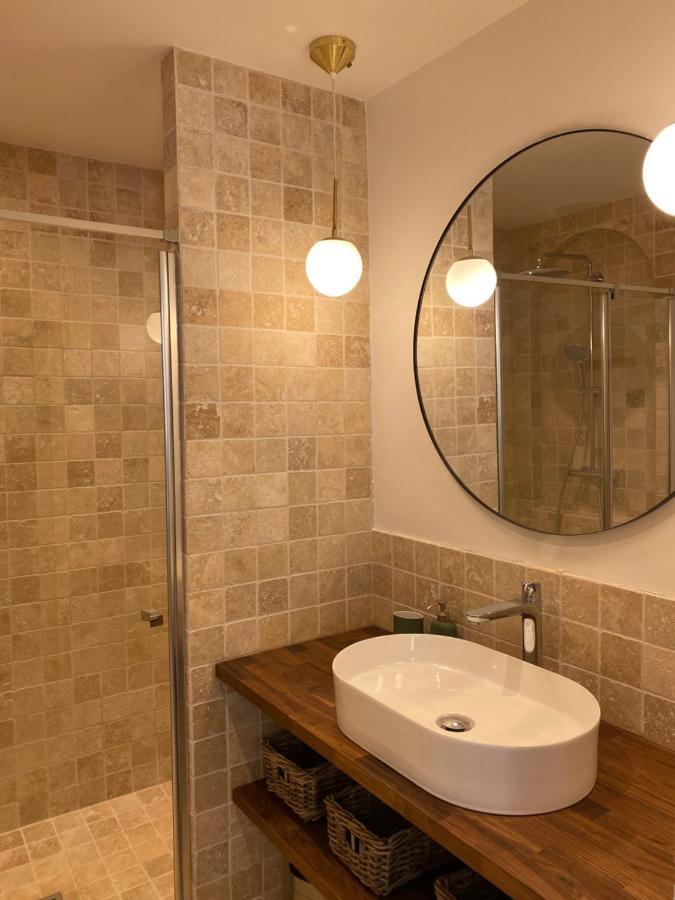 Appartement De Caractere A Ла-Рок-Гажак Экстерьер фото